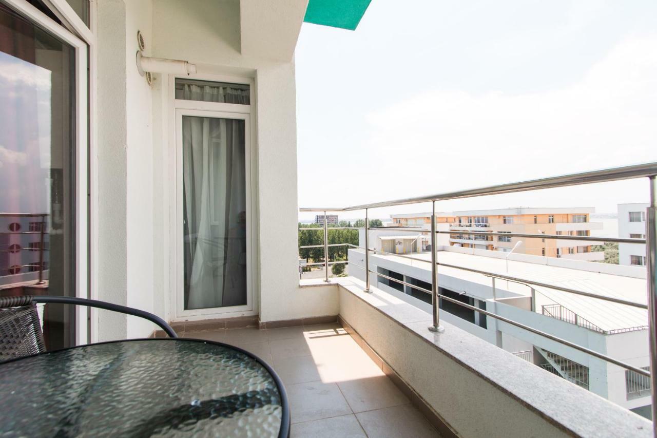 Orchid Superior Summerland Apartment *